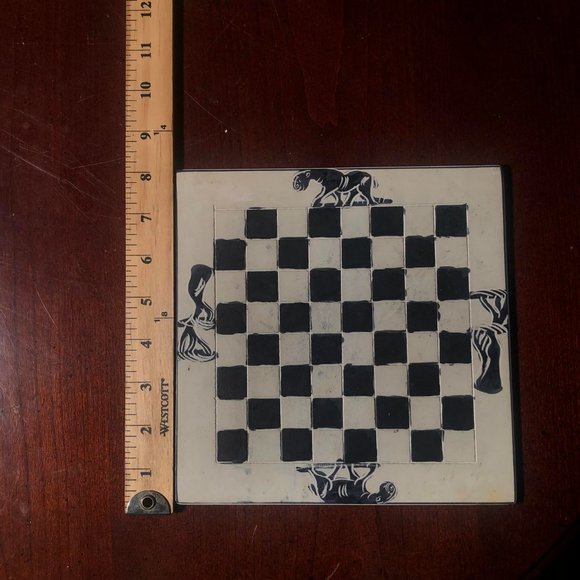 African Vintage Chess Set - White Squared Chess Board