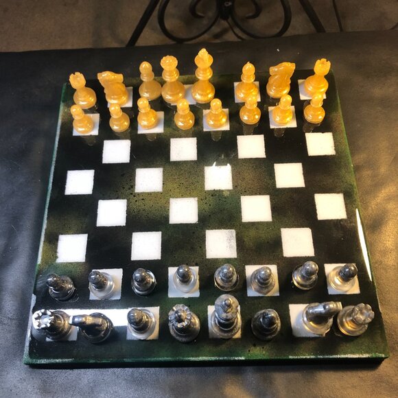 Resin Chess Set - Dirty Green