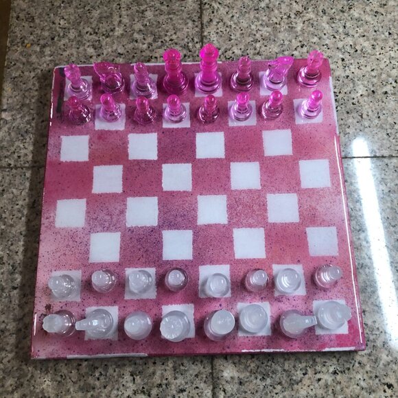 Resin Chess Set - Spotted Pink