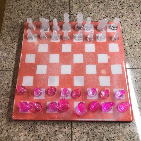 Resin Chess Set - Speckled Pink