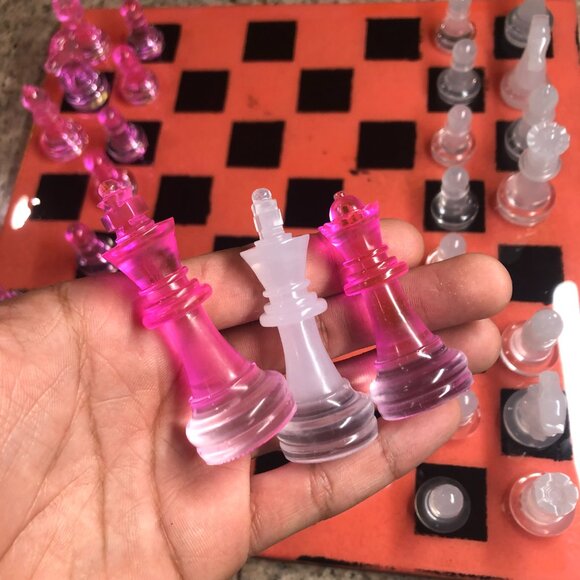 Resin Chess Set - Premium Pink