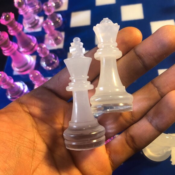 Resin Chess Set - Blue and Pink