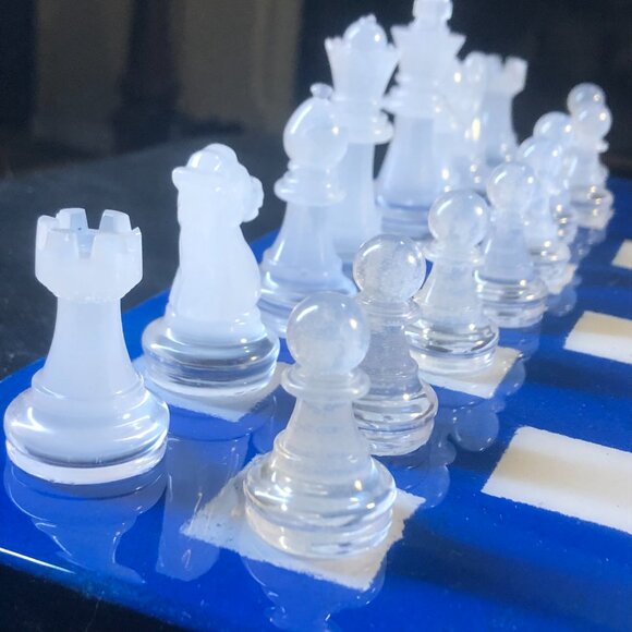 Resin Chess Set - Blue and Pink