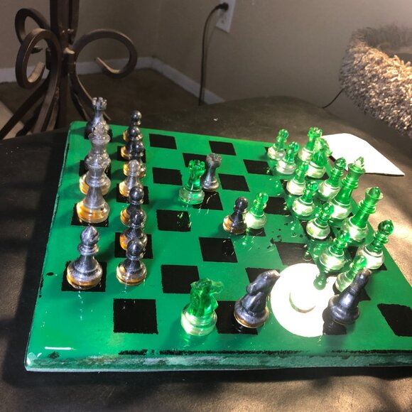 Resin Chess Set - Green and Black