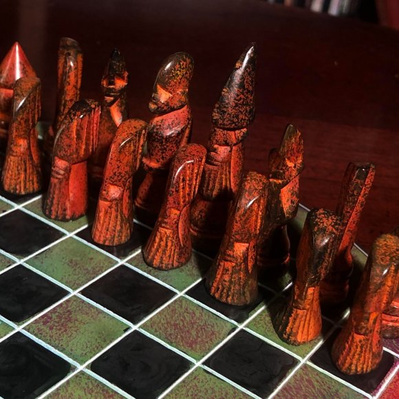 African Vintage Chess Set - Green/Orange Chess Board