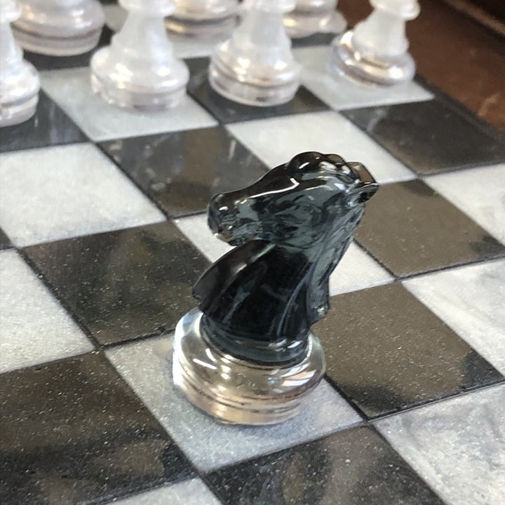 Handmade Resin Chess Set - Black/White