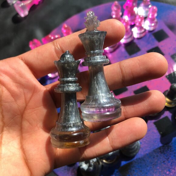 Vinyl Chess Set - Galaxy Purple