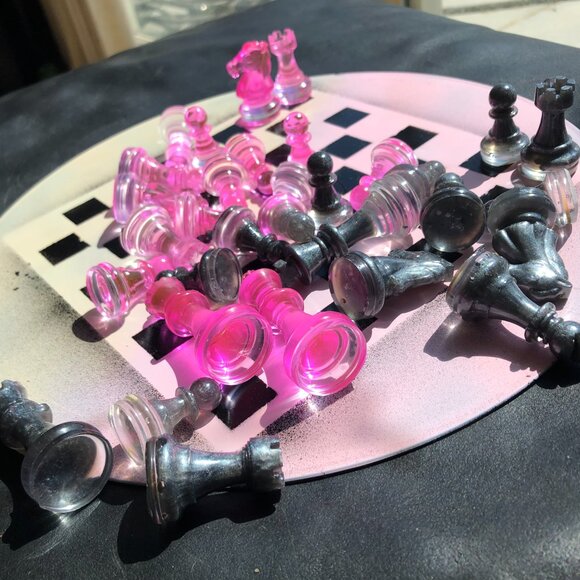 Vinyl Chess Set - Cream Pink