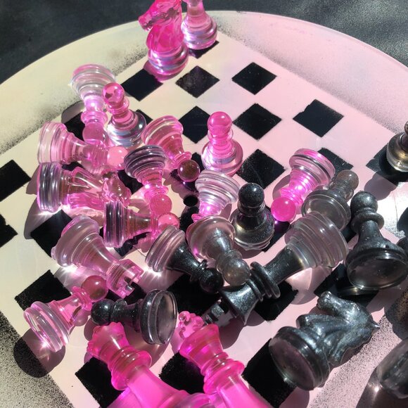 Vinyl Chess Set - Cream Pink