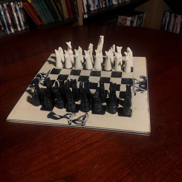 African Vintage Chess Set - White Squared Chess Board