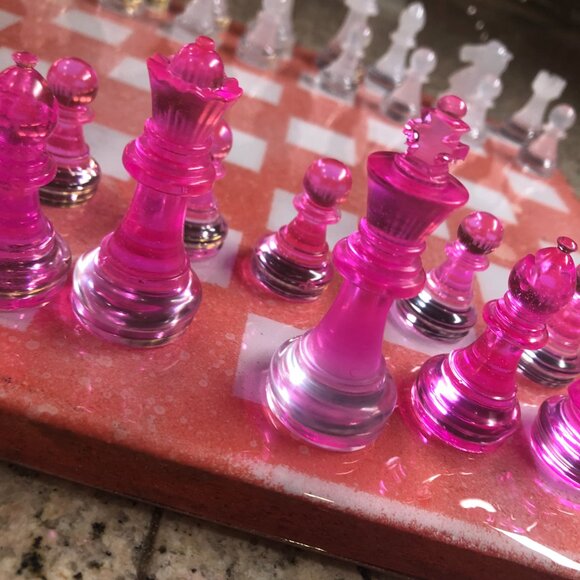 Resin Chess Set - Speckled Pink