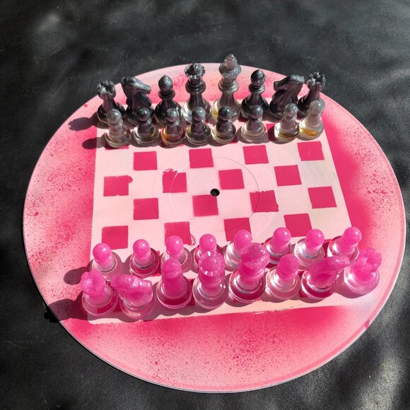 Vinyl Chess Set - Speckled pink