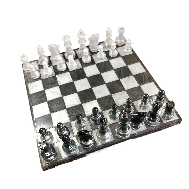 Handmade Resin Chess Set - Black/White