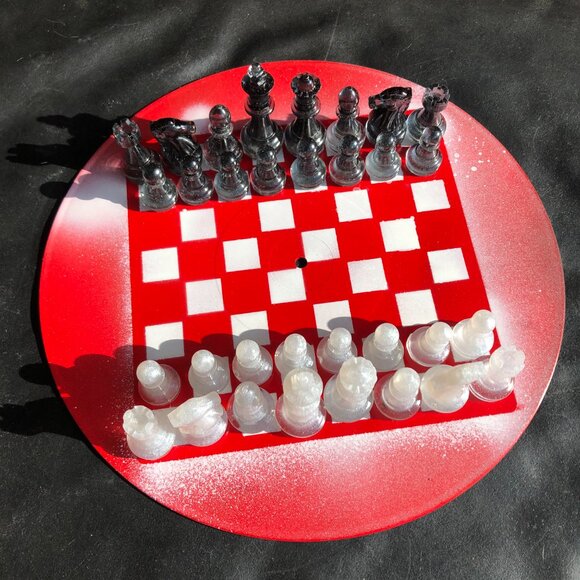 Vinyl Chess Set - Deluxe Red