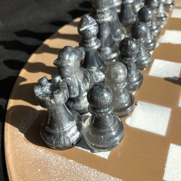 Vinyl Chess Set - Tan and White