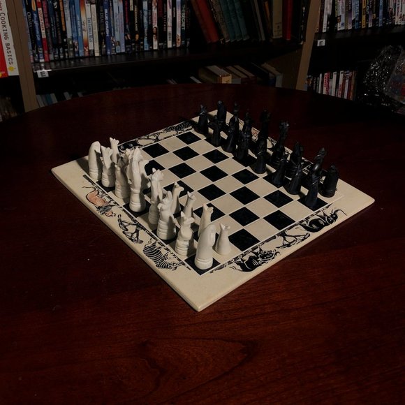 African Vintage Chess Set - White/Black Chess Board