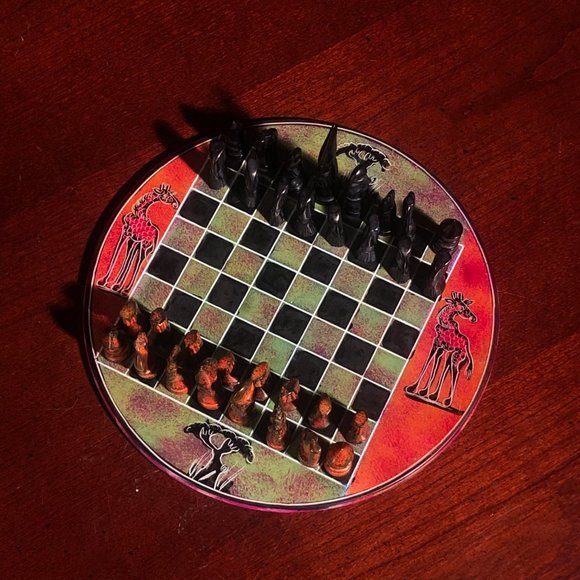 African Vintage Chess Set - Green/Orange Chess Board