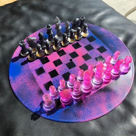 Vinyl Chess Set - Galaxy Purple