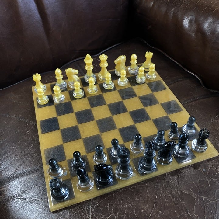 Handmade Resin Chess Set - Gold/Black