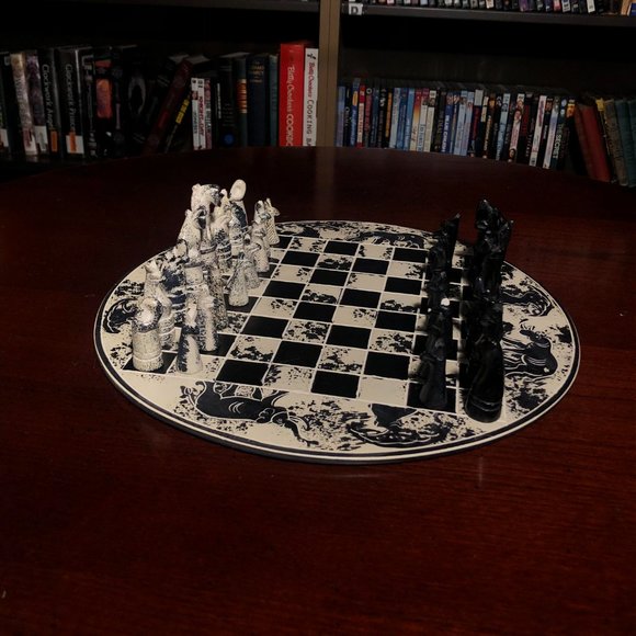 African Vintage Chess Set - White/Black Chess Board