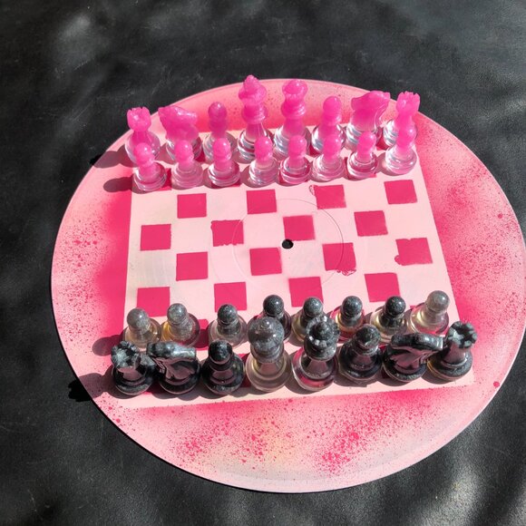 Vinyl Chess Set - Speckled pink