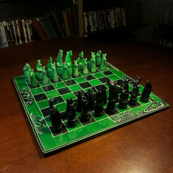 African Vintage Chess Set - Green Chess Board