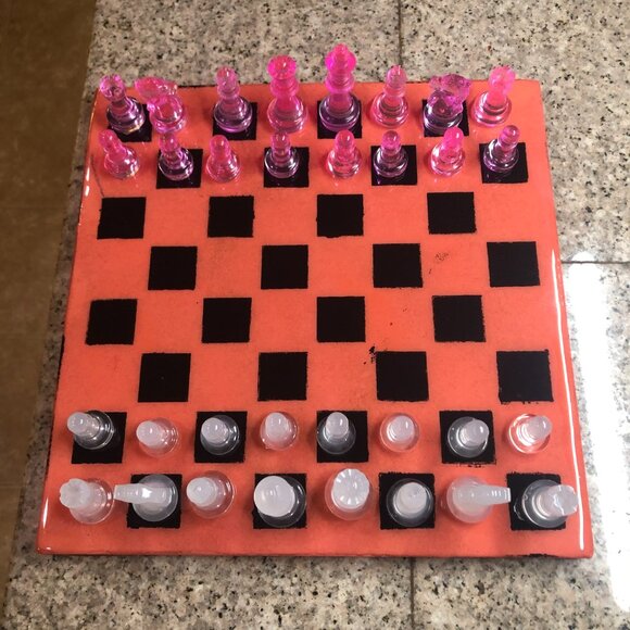 Resin Chess Set - Premium Pink