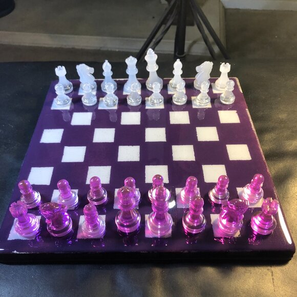 Resin Chess Set - Purple and White