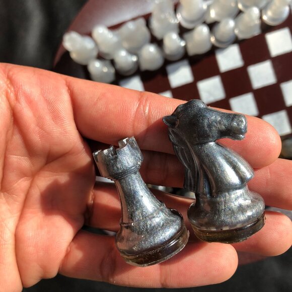 Vinyl Chess Set - Brown Mist