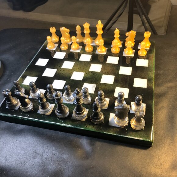 Resin Chess Set - Dirty Green