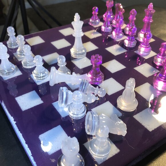 Resin Chess Set - Purple and White