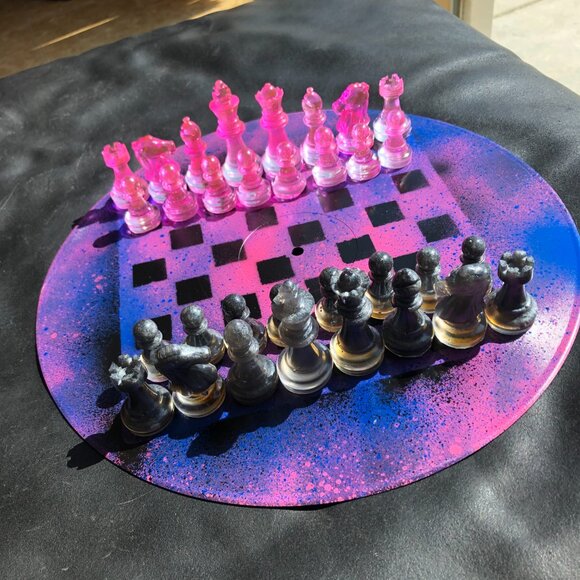 Vinyl Chess Set - Galaxy Purple