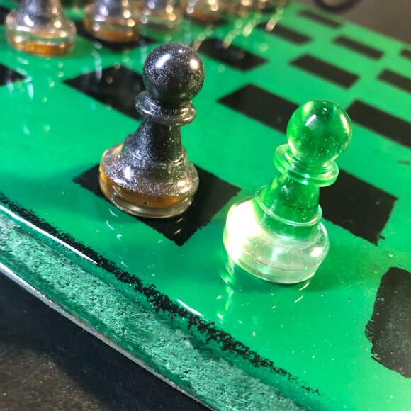 Resin Chess Set - Green and Black