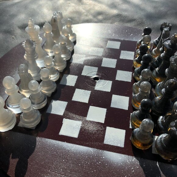 Vinyl Chess Set - Brown Mist