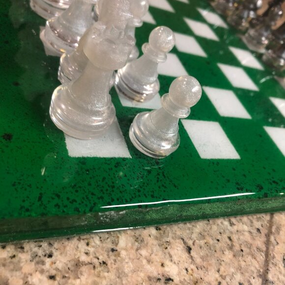 Resin Chess Set - Dark Green