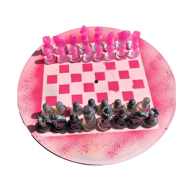 Vinyl Chess Set - Speckled pink