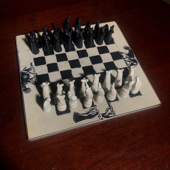 African Vintage Chess Set - White Squared Chess Board