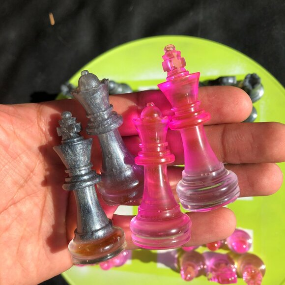 Vinyl Chess Set - Pink Neon Green