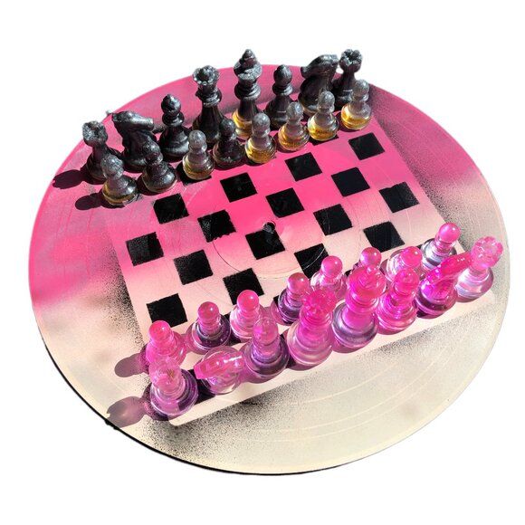 Vinyl Chess Set - Pink Cream