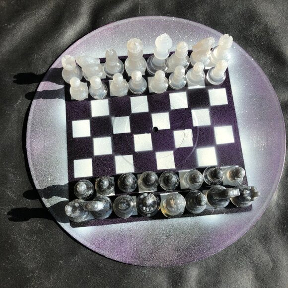 Vinyl Chess Set - Purple Mist