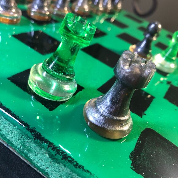 Resin Chess Set - Green and Black