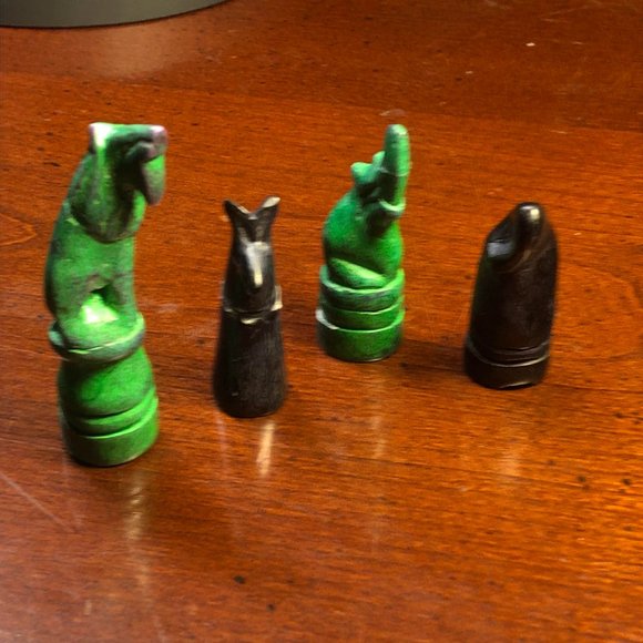 African Vintage Chess Set - Green Chess Board