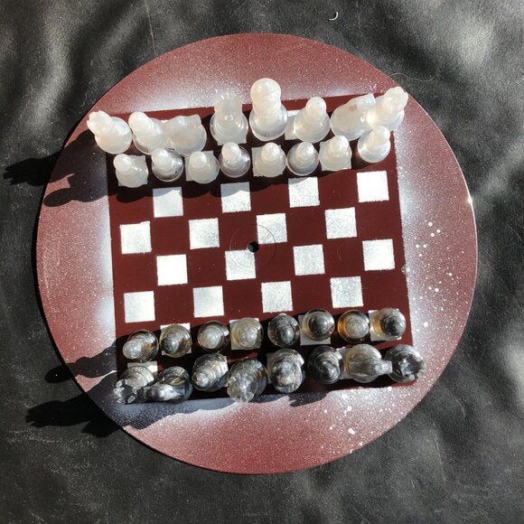 Vinyl Chess Set - Brown Mist