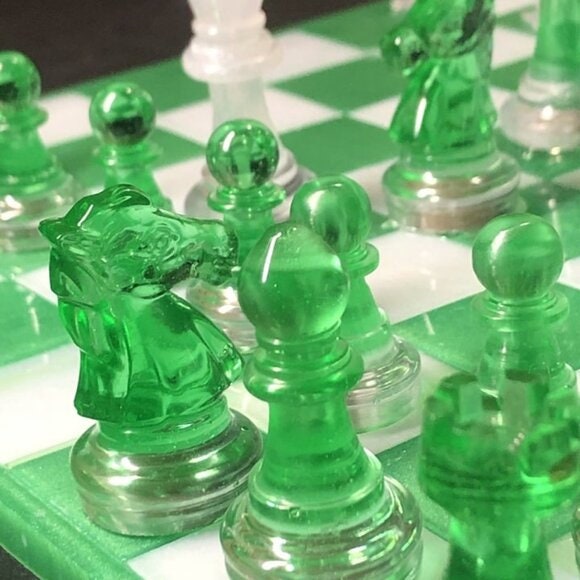 Handmade Resin Chess Set - Green/White