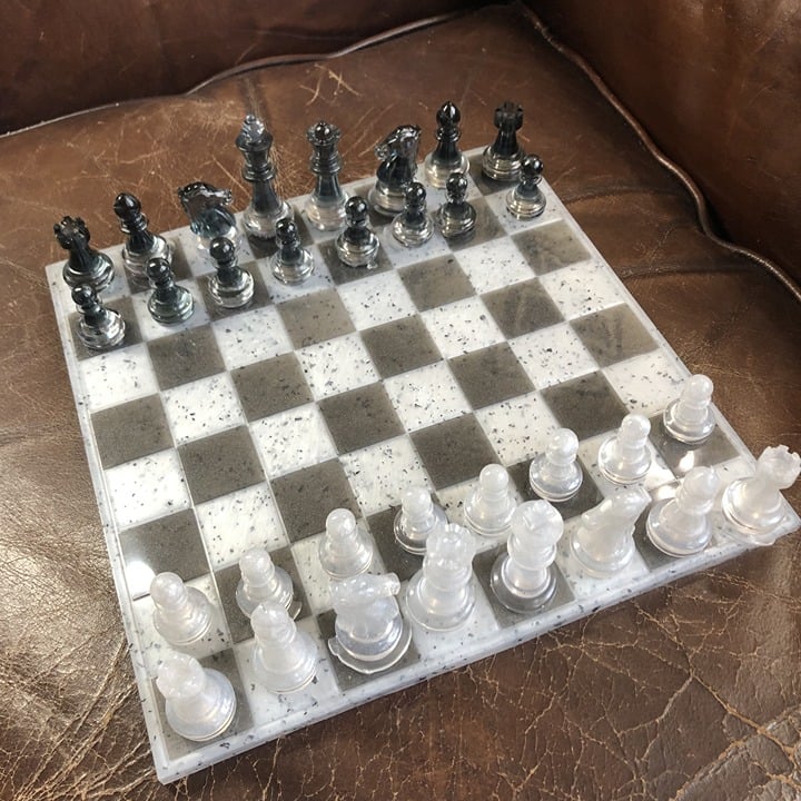 Handmade Resin Chess Set - Oreo Edition