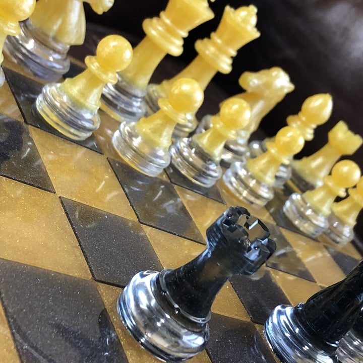 Handmade Resin Chess Set - Gold/Black