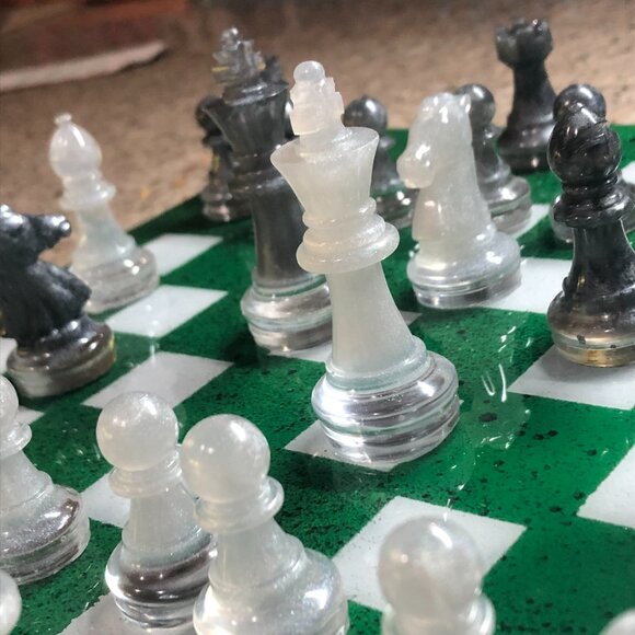 Resin Chess Set - Dark Green