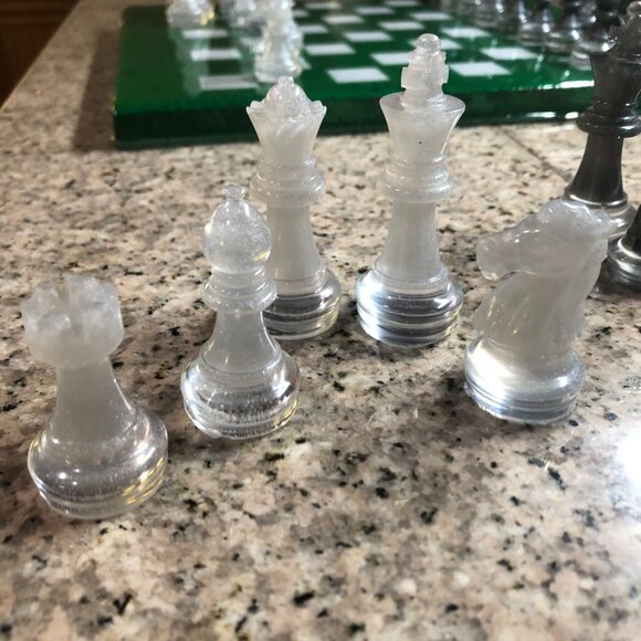 Resin Chess Set - Dark Green