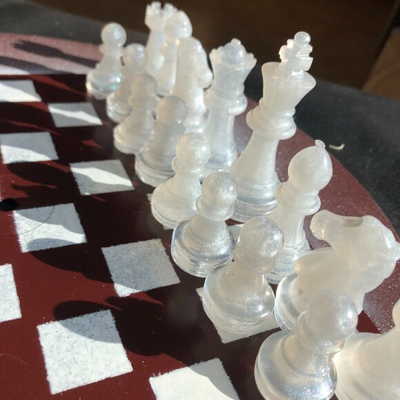 Vinyl Chess Set - Brown Mist