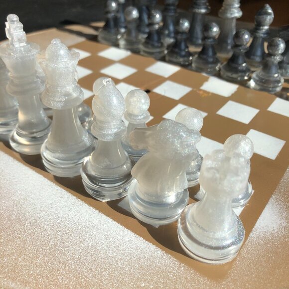 Vinyl Chess Set - Tan and White